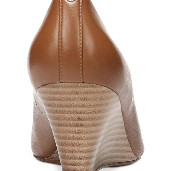 naturalizer emily wedge